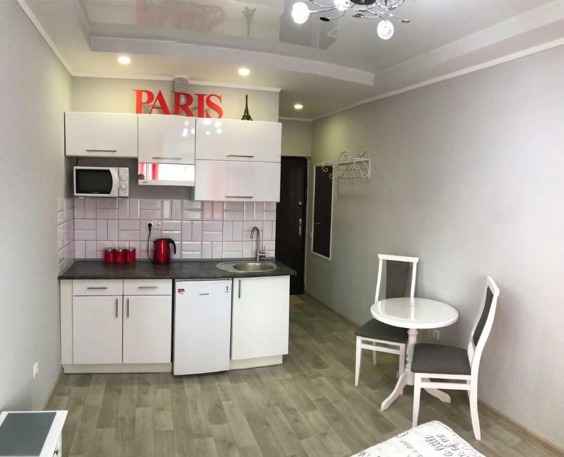 Apartment Studio Paris 51 Irpin Bagian luar foto